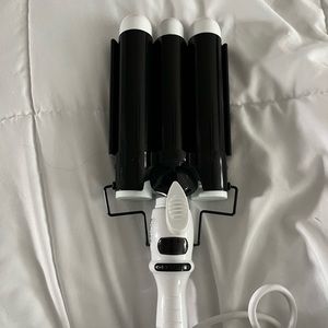 Bondi boost curler